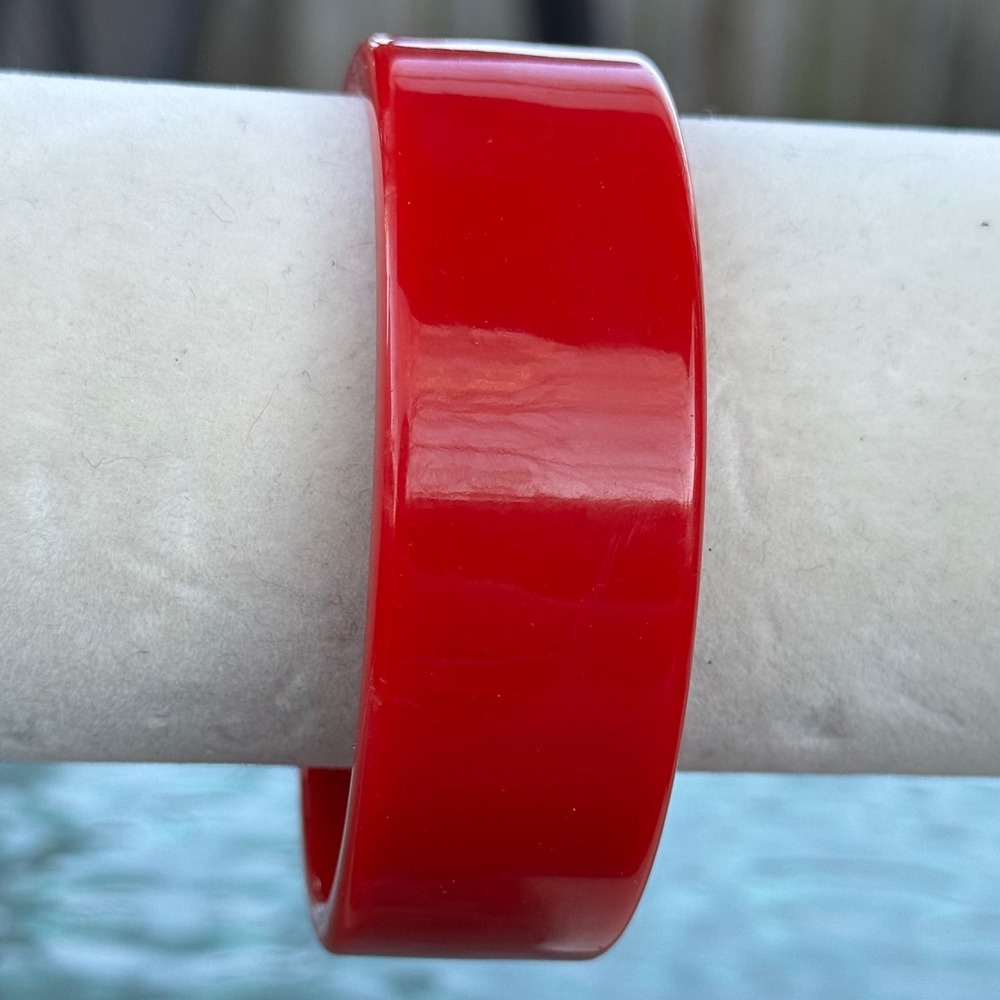 Vintage Solid Red Lucite Bangle Bracelet Chunky Cherry Red Statement Jewelry